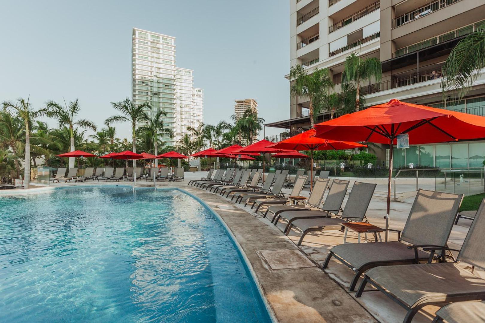 Grand Venetian Beachfront Condos Puerto Vallarta Exterior foto